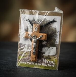 Vintage 2" Olive Wood Crucifix Pendant Necklace Religious Christian Jewelry NIP